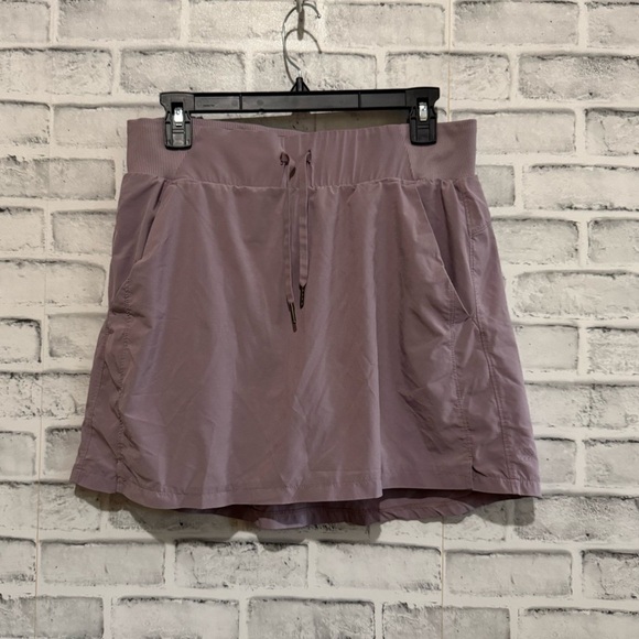 Women’s all in motion lilac purple athletic skort skirt with shorts Size Medium - Picture 1 of 3